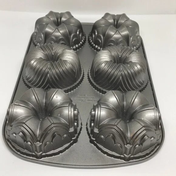 Nordic Ware mini bundt 6-cake pan 3 patterns - Picture 3 of 3